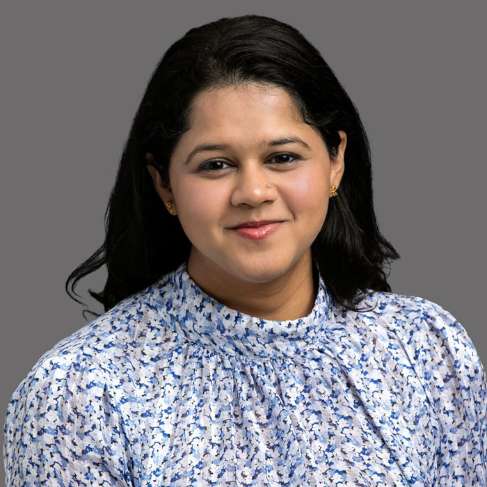 Tanaya Deshpande headshot