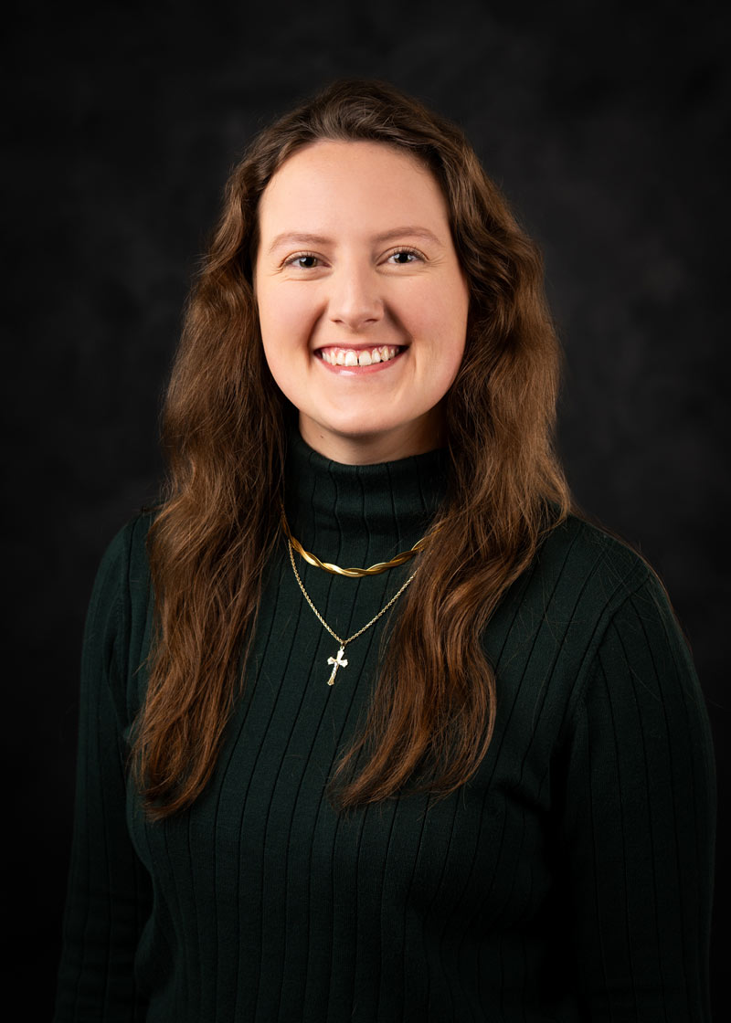 headshot of Elaine Otts