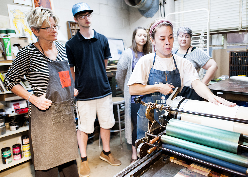 Suzanne Powney's Letter Press Class working on an art project.
 (photo by Laura Daniels/ © Mississippi State University)