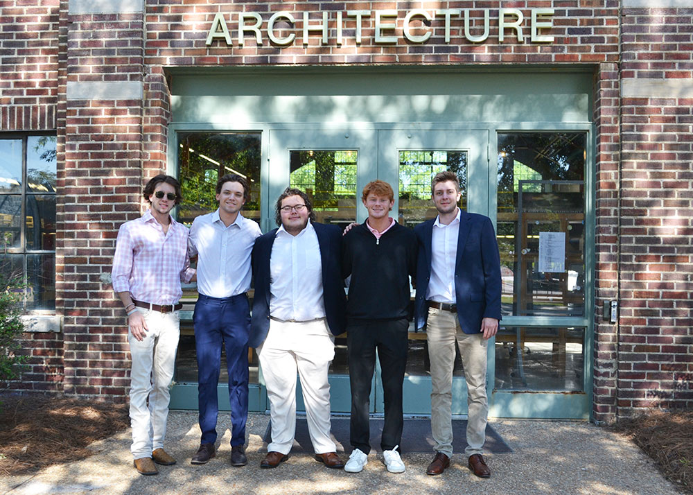 students gather in line for group photo in front of Giles Hall, left to right: Hayden Hunter (BCS), Olman Castro Buffill (BCS), Michael Herndon (ARC), Noel Fisher (ARC), Brad Robinson (ARC)