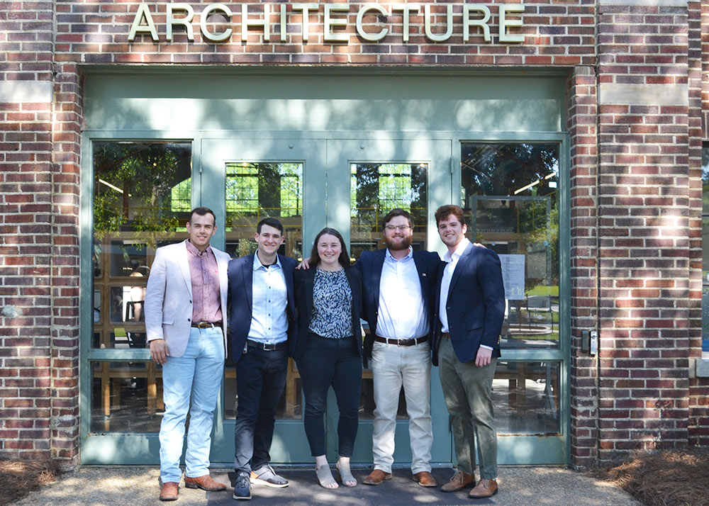students gather in line for group photo in front of Giles Hall, left to right: Thomas Poff (BCS), John Perry (ARC), Abigail Gauthier (ARC), Houston Mims (BCS), Max Denney (ARC)