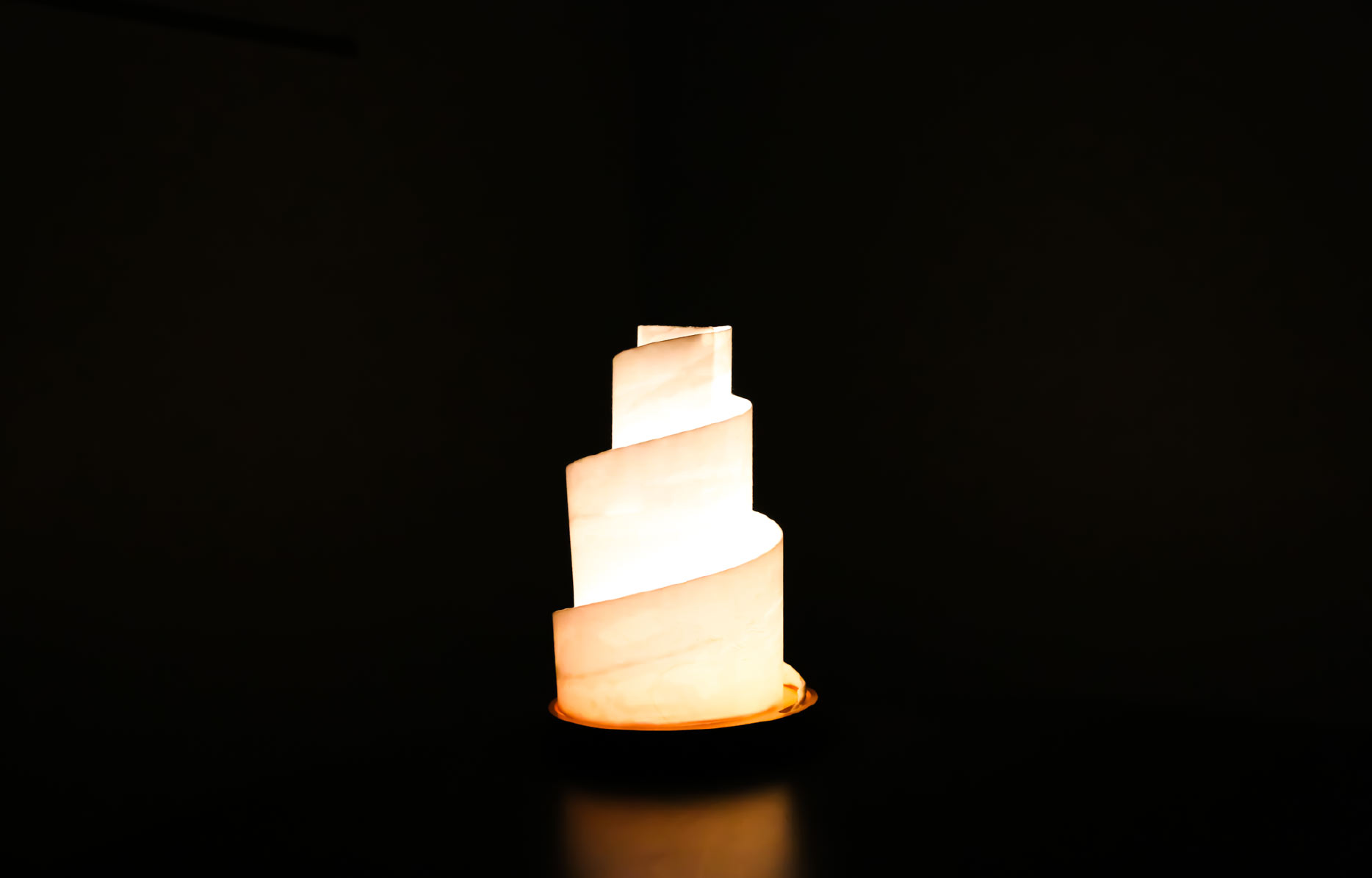 lamp looks like wedding cake