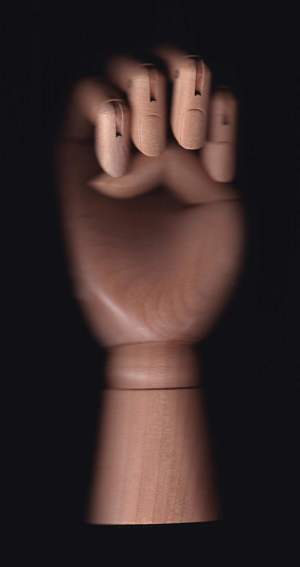 Scan of manequin hand