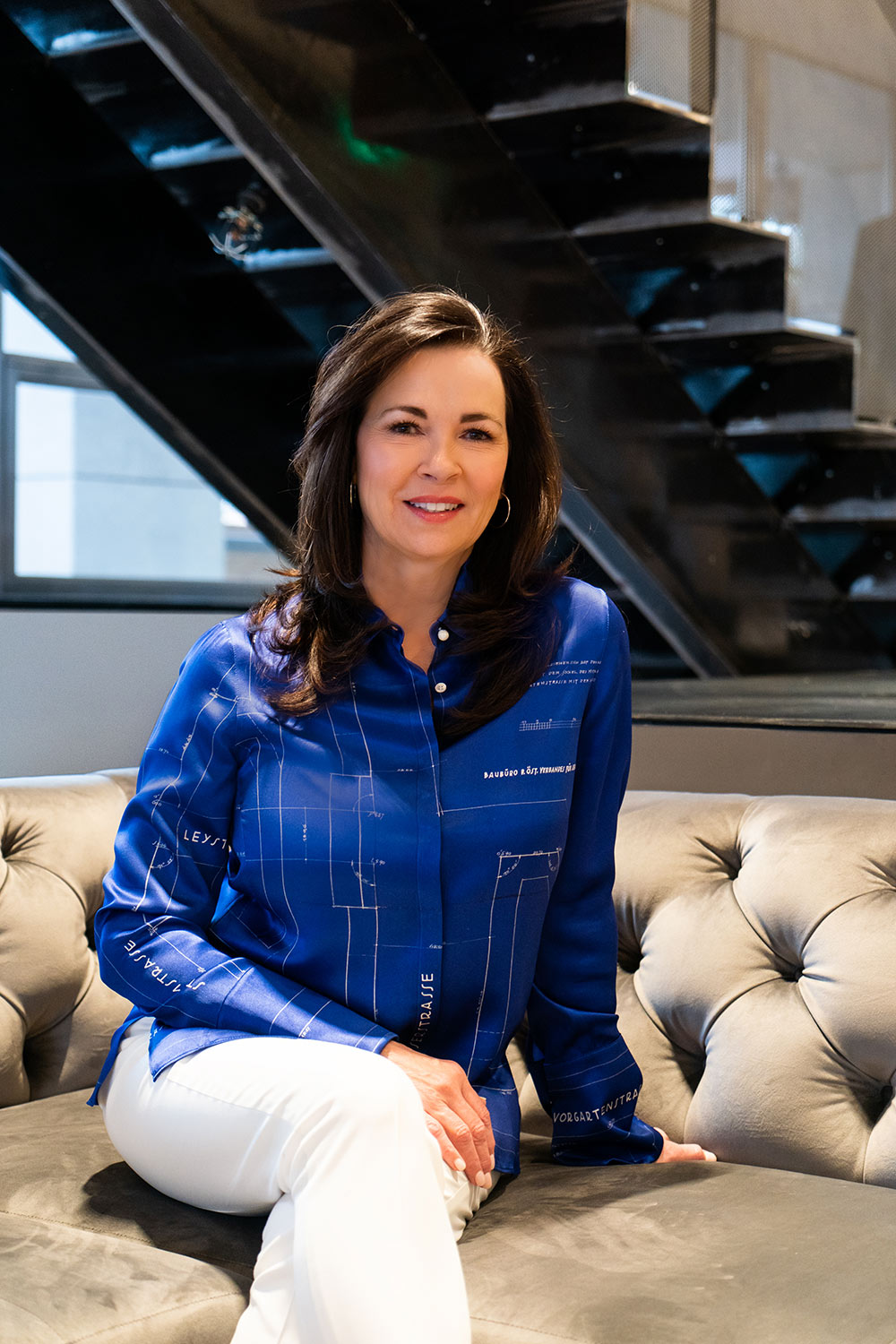 Interior Design alumna Cindy Simpson promoted at Gensler | College of ...