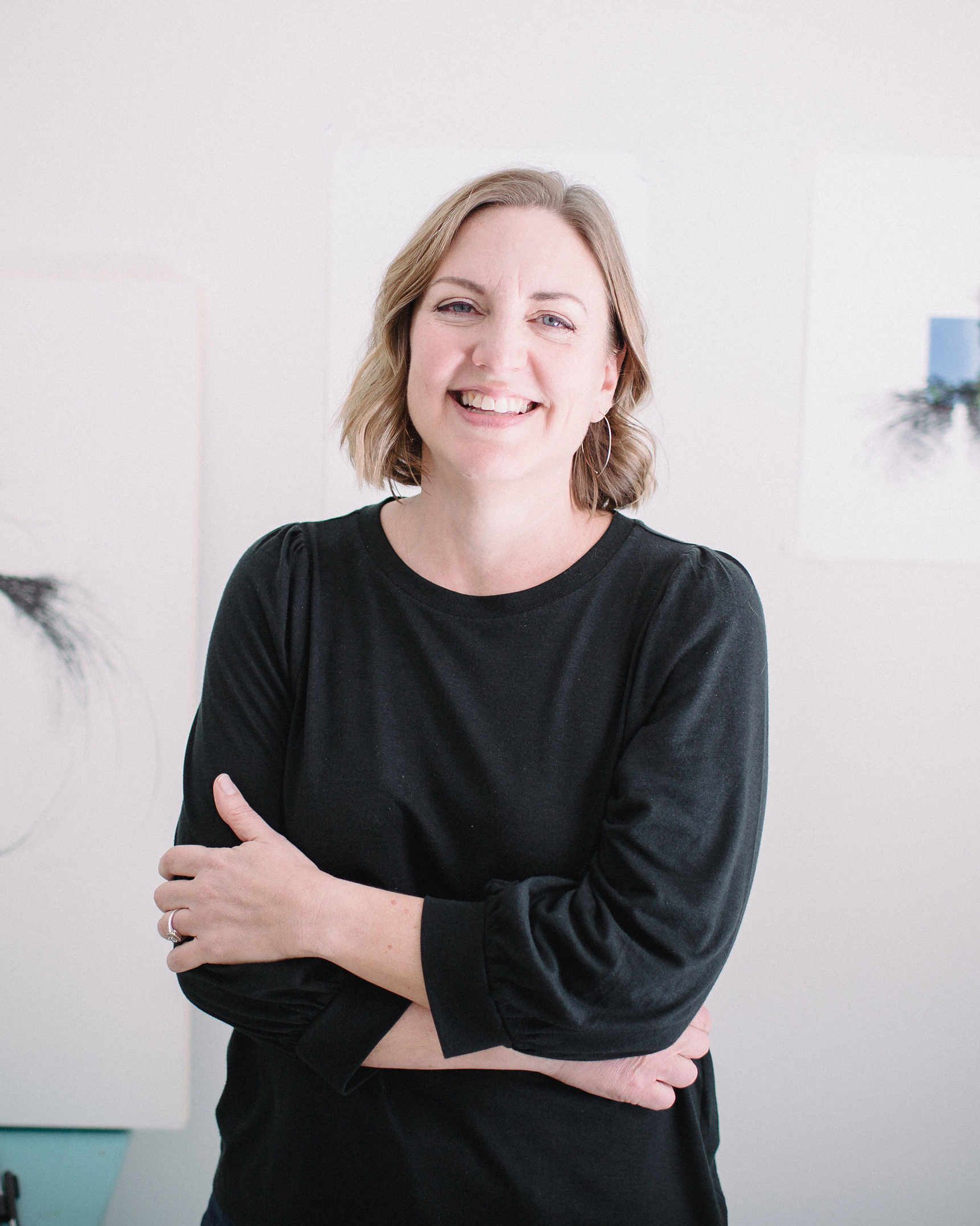 Photograph of artist Kariann Fuqua in her studio.